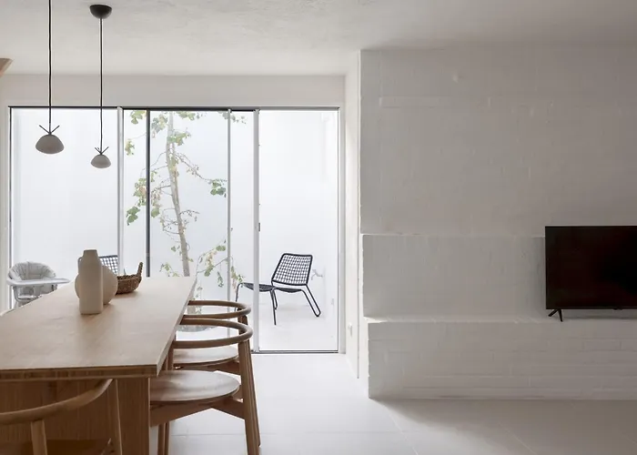 Architectural Gem In Santa Catarina Apartment *