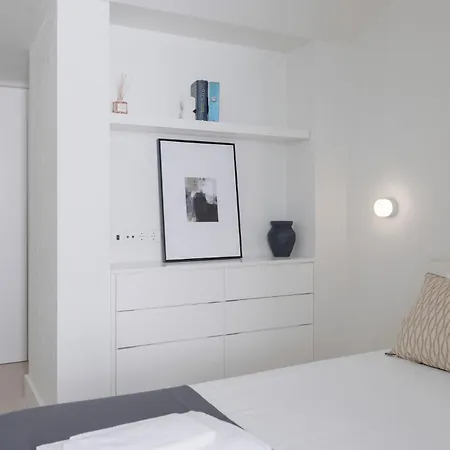 Architectural Gem In Santa Catarina Appartement *